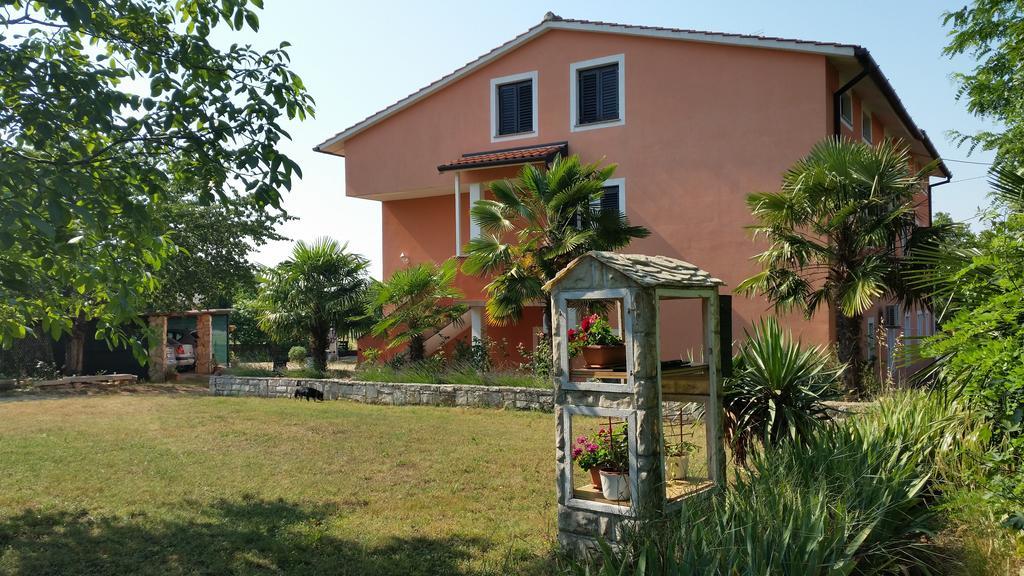 Apartments Davor Umag Bilik gambar