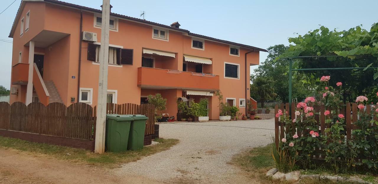 Apartments Davor Umag Luaran gambar